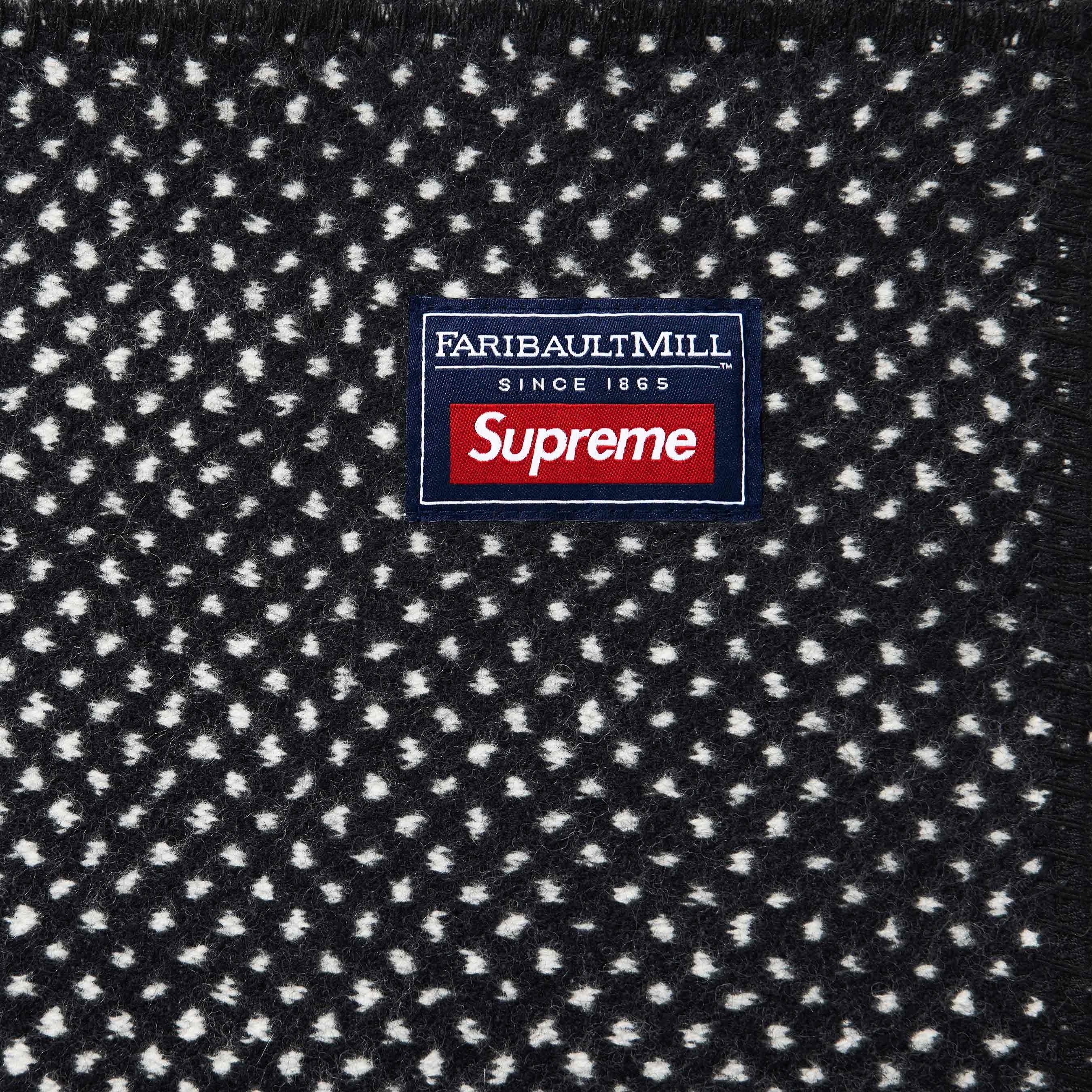 Supreme®/Faribault Woolen Mill Kate Moss Throw Blanket view 7